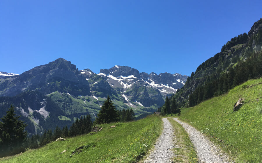 Activités randonnée / VTT à Champéry - Suisse